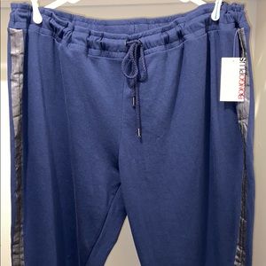 NWT 3x joggers navy blue